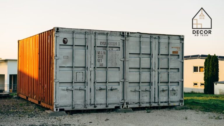How Heavy Lifting Equipment Helps Build Cargo Containers into Tiny Homes